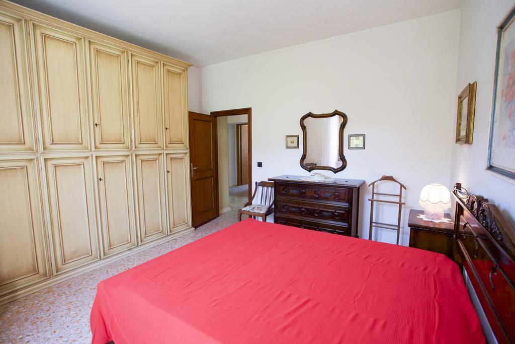 Villa Leo Портоферрайо Номер фото