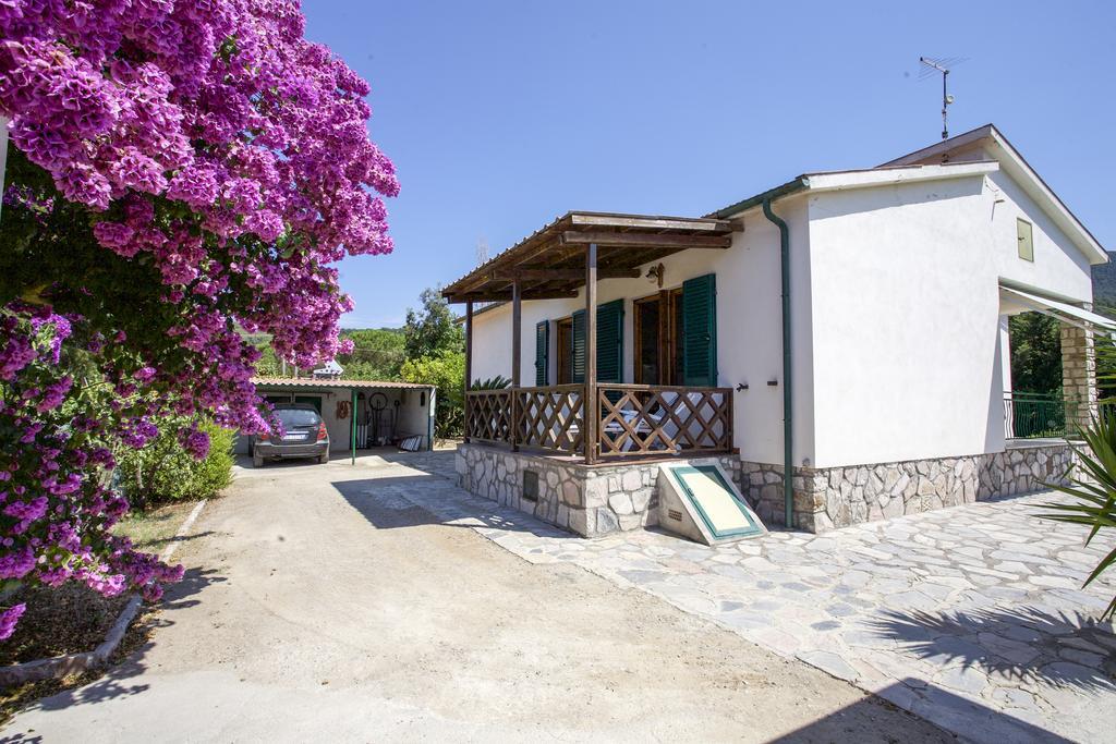 Villa Leo Портоферрайо Номер фото
