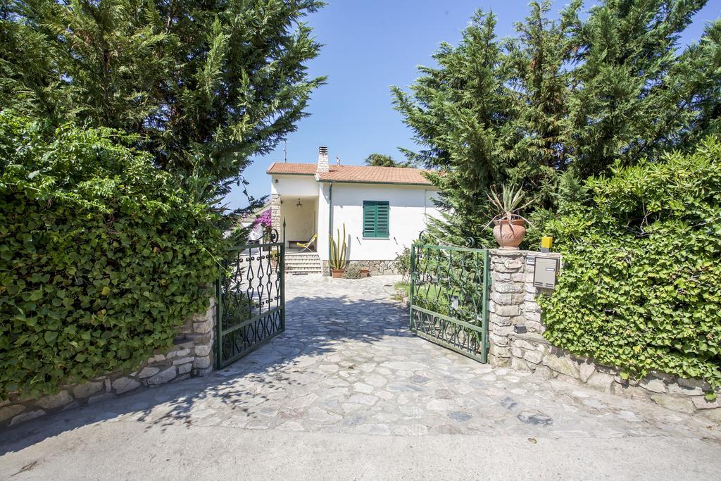 Villa Leo Портоферрайо Номер фото